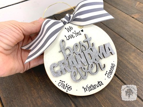 Grandma Ornament - Personalized Best Grandma Ever Gift