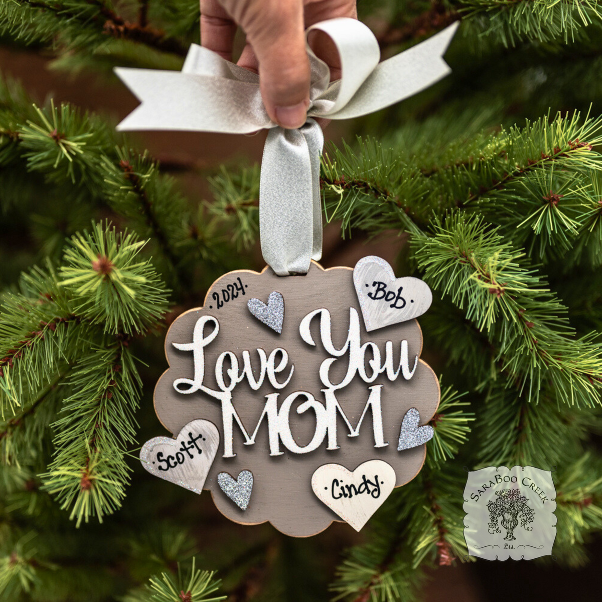 "Love You Mom" Ornament w/ 1-5 Personalized Hearts - Great Mom Gift from the Kids