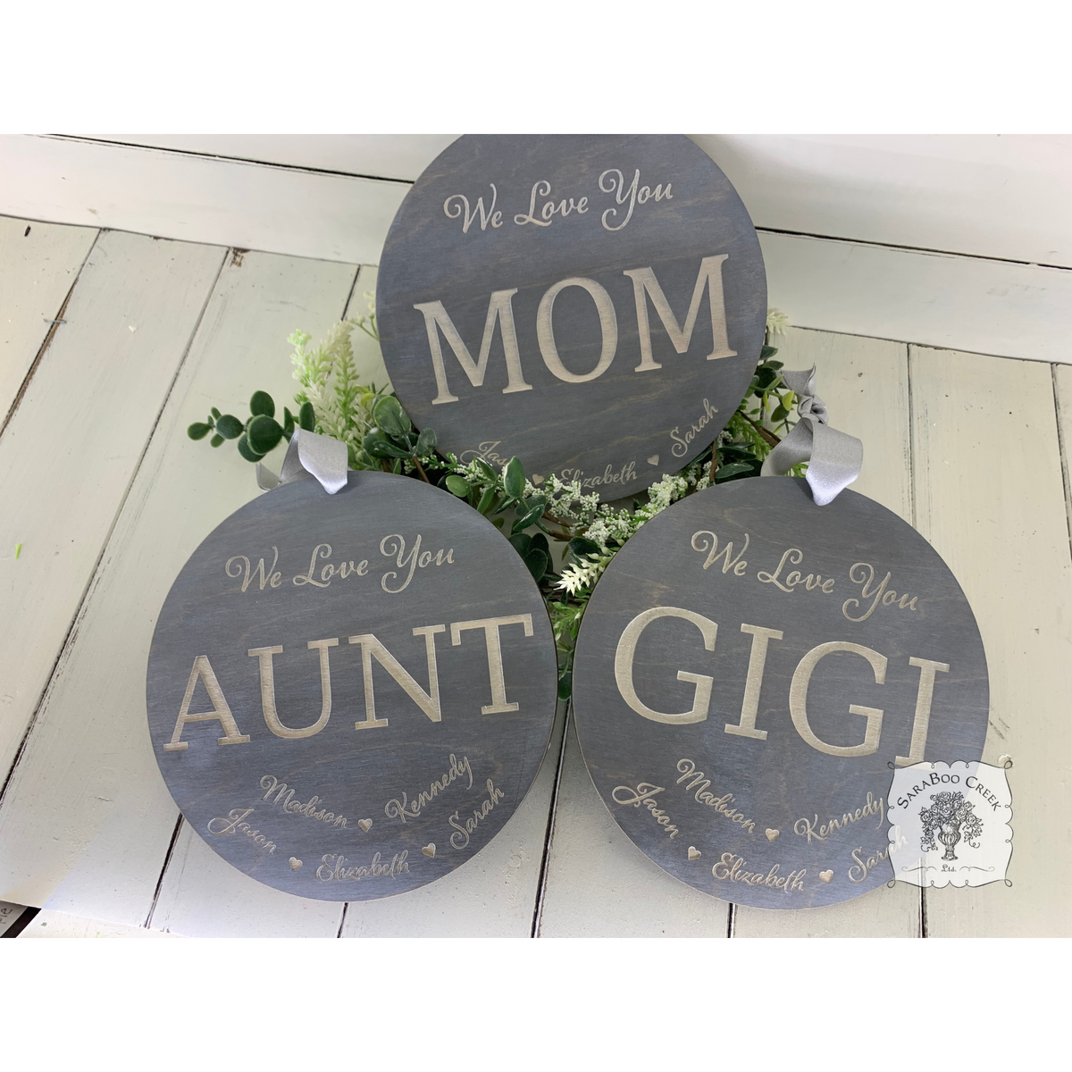 "We Love You" Customized Gift for Mom, Grandma or Aunt - Personalized with Kids Names