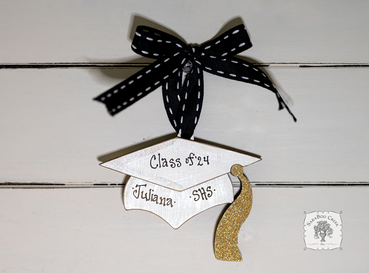 Graduation Ornament - Personalized Graduation Cap