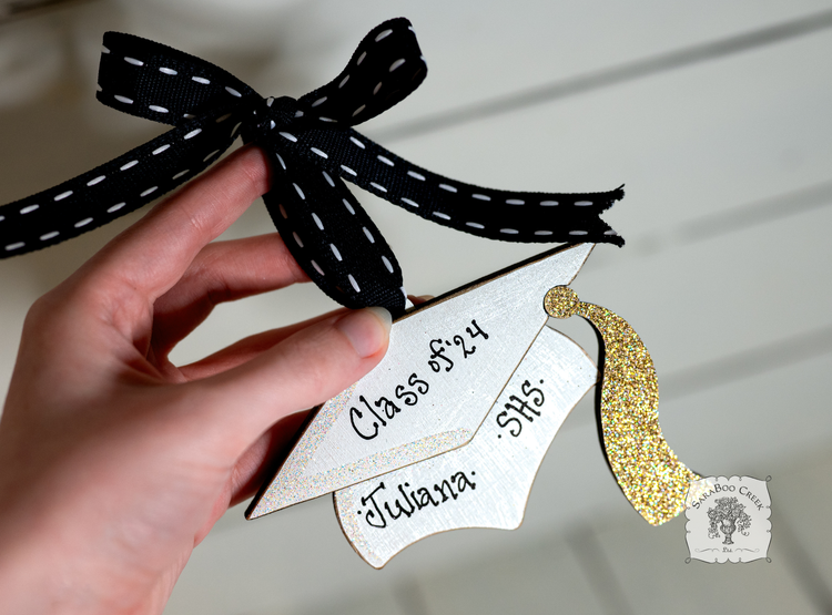 Graduation Ornament - Personalized Graduation Cap