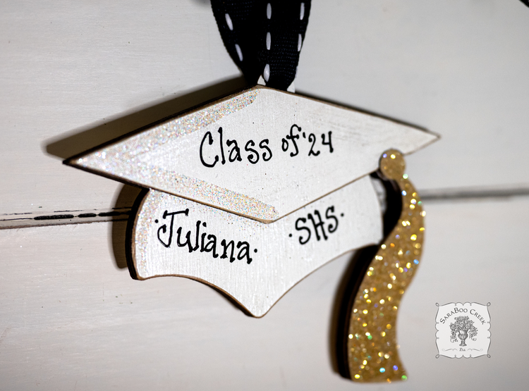 Graduation Ornament - Personalized Graduation Cap