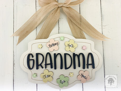 Grandma / Great Grandma Plaque with Personalized Flowers with Grandkids Names