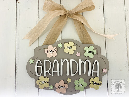 Grandma / Great Grandma Plaque with Personalized Flowers with Grandkids Names