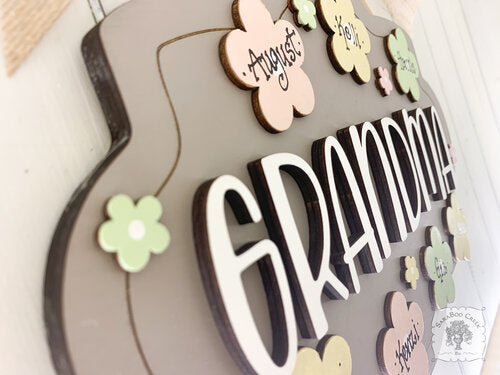 Grandma / Great Grandma Plaque with Personalized Flowers with Grandkids Names