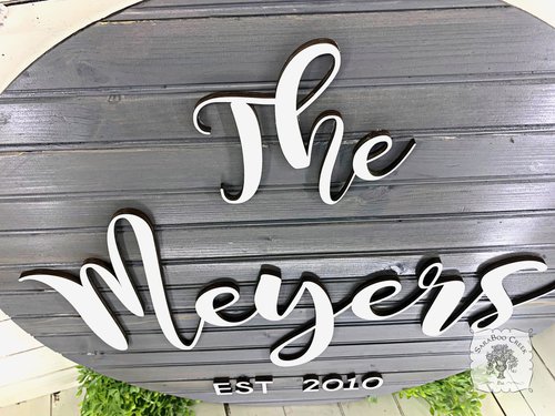 Round Last Name Sign w/ or w/o EST Year - Custom Wood Wall Decor, Door Hanging or Wedding Gift