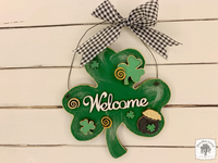 Welcome on E Shamrock with Accent Shapes